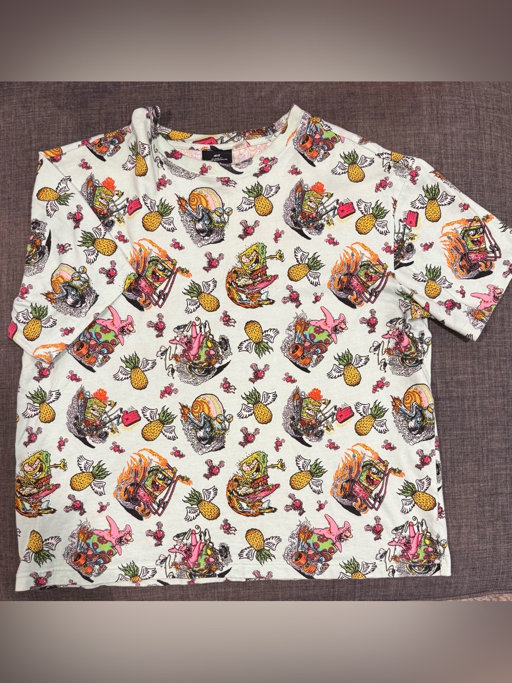 H&M Sponge Bob Short-Sleeve Tee with Multicolor Cartoon Print